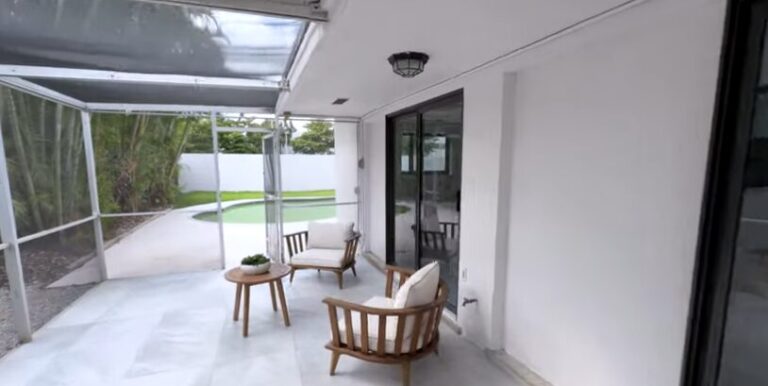 white-color-modren-home-remodeling